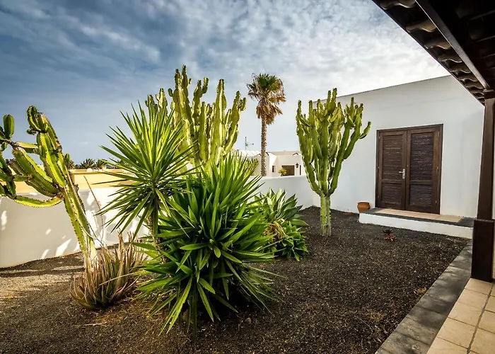 Bella Lanzarote Villa *